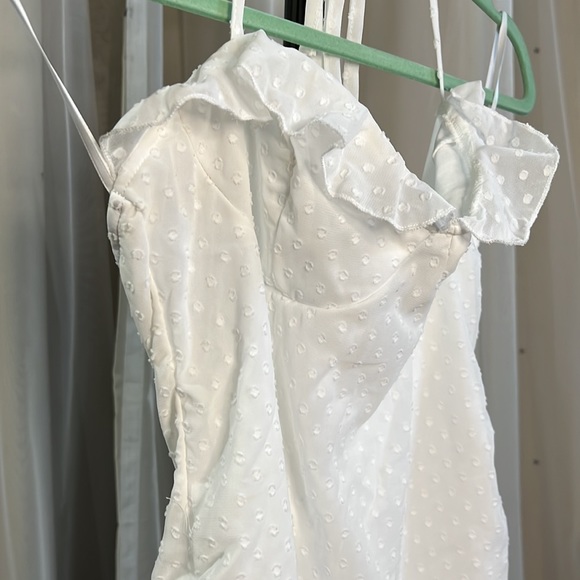 White Dress - Picture 2 of 4